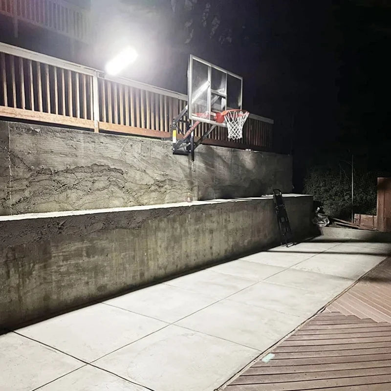 Why You Should Choose an LED Street Light for Your Outdoor Spaces